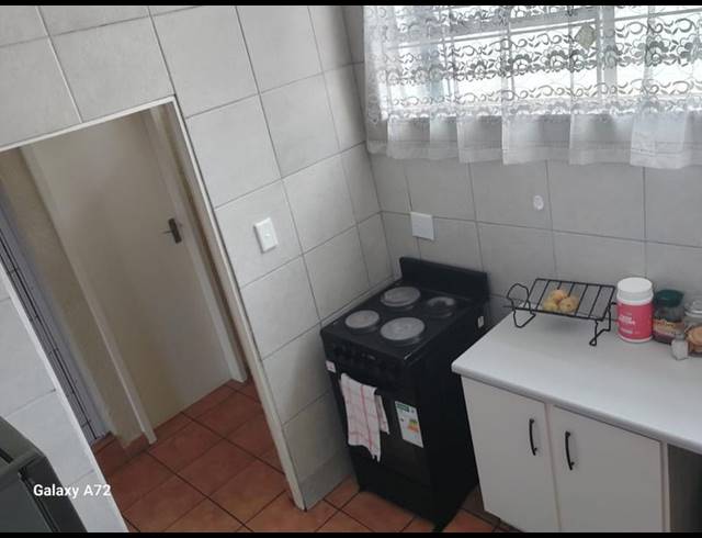 2 BEDROOM DUPLEX FOR SALE IN WINDSOR EAST